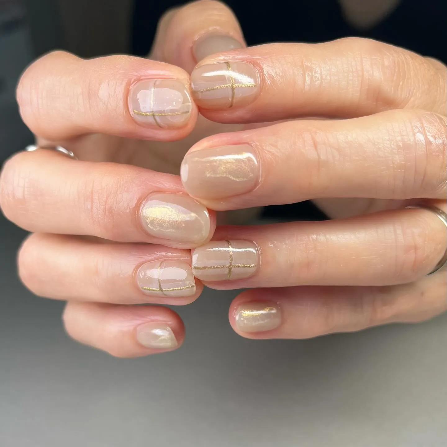 beige♡simple♡オフィスネイル￤横浜ニュアンスネイ...